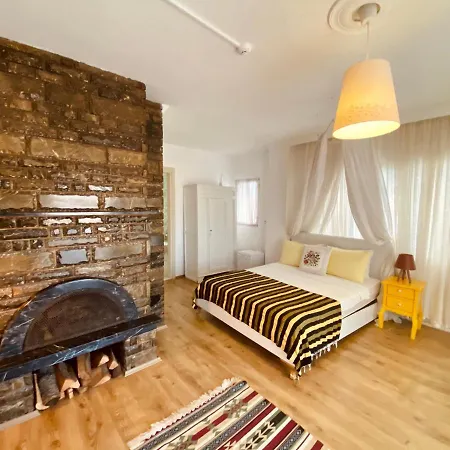 Проживание в семье 5 Tas Boutique Hotel
